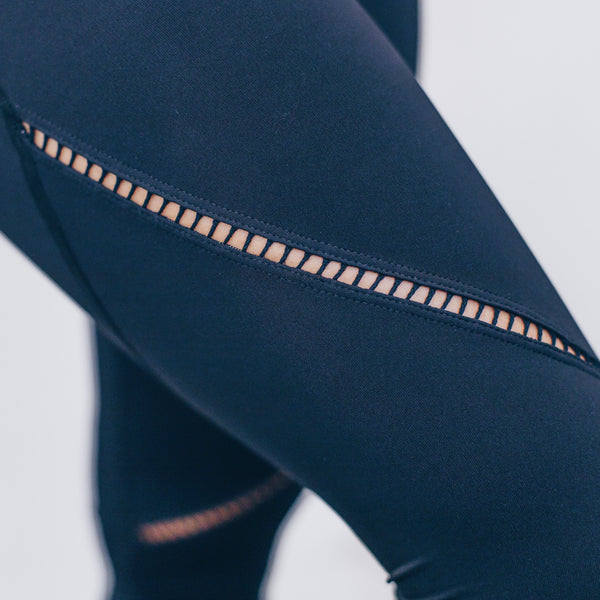 Michi Axial Legging